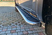 Volkswagen Amarok 2010–2022 Maydos V1 zijtreden (set 2 stuks, aluminium + RVS) foto 1