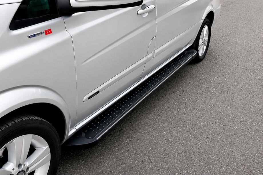 Mercedes Vito/V-klasse W447 2014– Allmond Black side steps (2 st., aluminium) Image