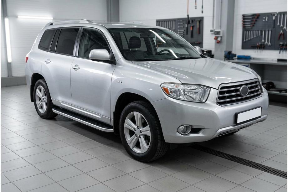 Toyota Highlander 2008–2013 Side steps Tayga Grey (set van 2, aluminium) Image