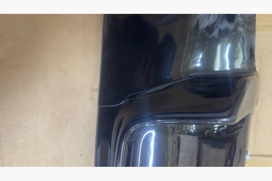 BMW 5 Serie E60/E61 2003–2010 Afgeprijsd: Achterdiffuser DPT V-1 (voor M-Sport, hoogglans zwart) Foto 4