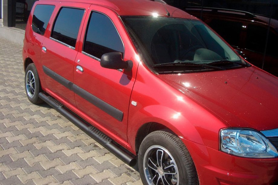 Dacia Logan MCV 2004–2014 Sidebars Black (2 st., RVS) Image