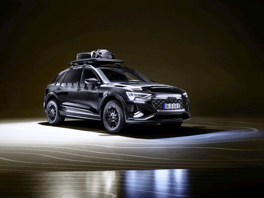 Review: Audi Q8 e-tron edition Dakar