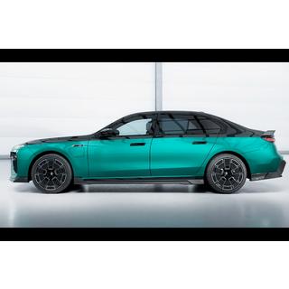 LRT-Design Carbon bodykit set (voor M760, M-Sport en i7 M70) foto 4