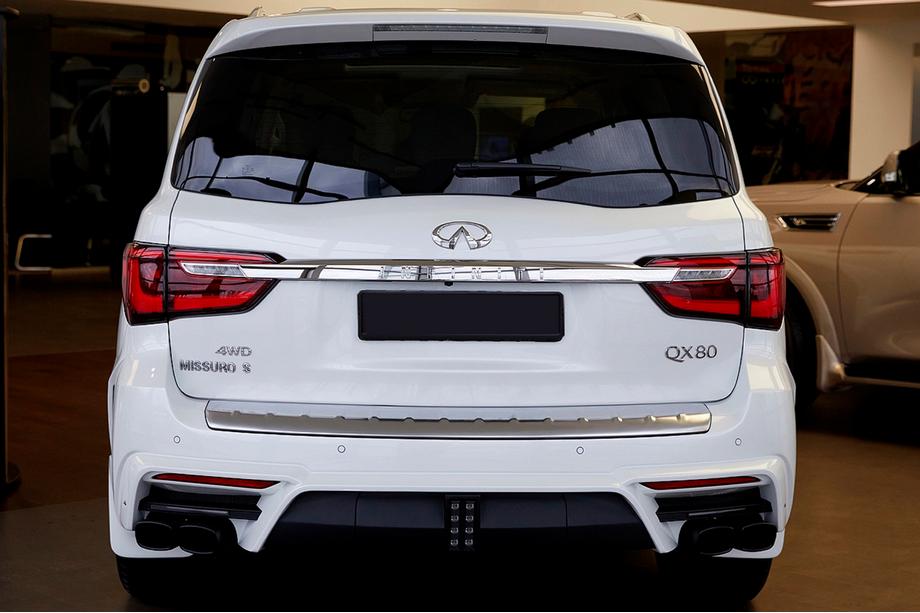 Infiniti QX80 2013–2024 LRT-Design bodykit (voor 2018-2024) Foto 7