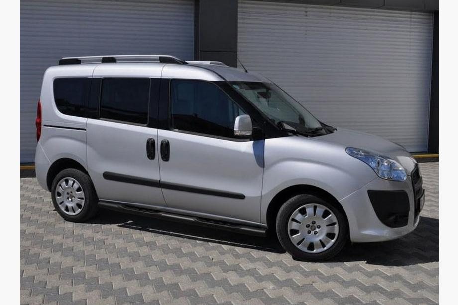 Fiat Doblo II 2010–2022 Sidebars Black (2 st., RVS) 60 mm, Maxi basis Foto 2
