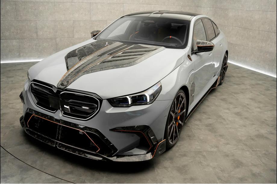 BMW 5/i5 Serie G60/G60E/G61 2023– MNSR Carbon bodykit set (voor M5, gesmeed carbon) Image
