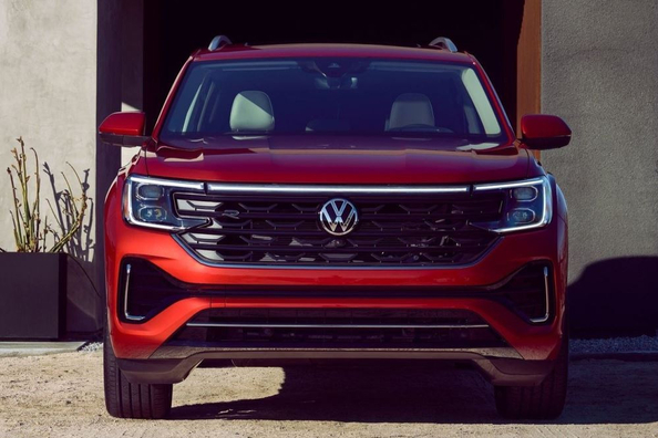 Vernieuwde Volkswagen Atlas: review van de ruime gezinscrossover Foto 2
