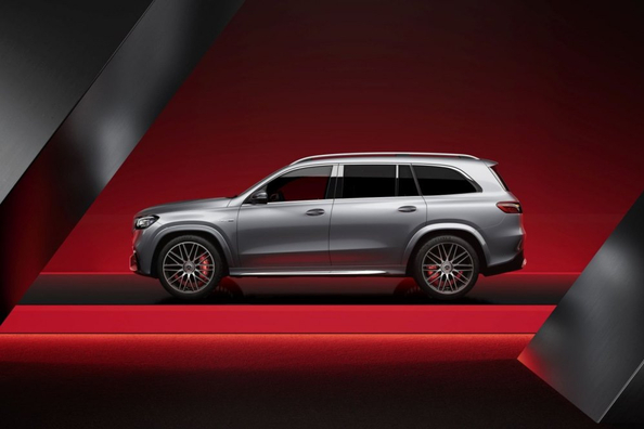 Mercedes-Benz GLS AMG 63 V8: Review van de vlaggenschip sport-SUV Foto 3