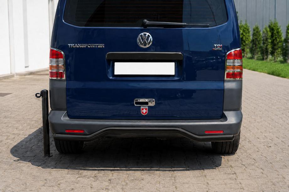 Volkswagen T5 Caravelle 2004–2010 Achterrolbeugel Wave AK006 Black (RVS) Foto 2