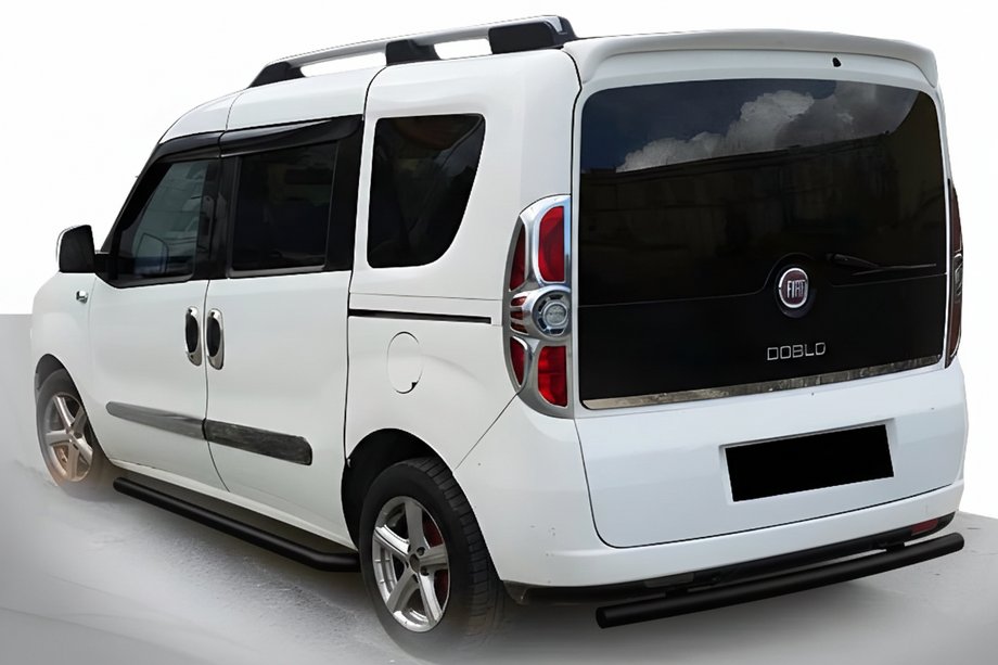 Fiat Doblo II 2010–2022 Achterbeschermbeugel AK002 Black (RVS) Image