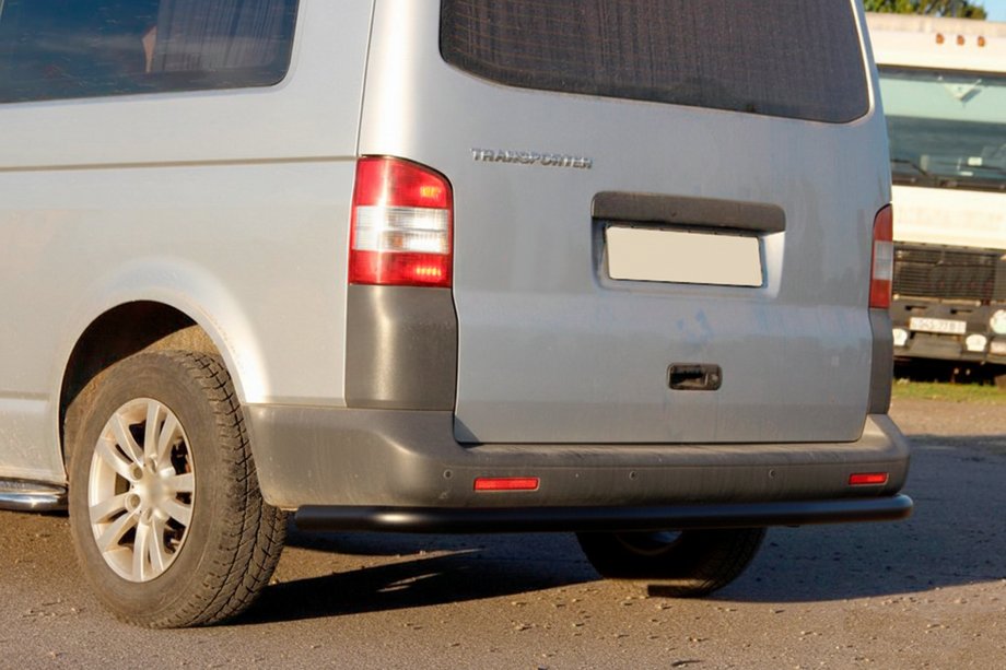Volkswagen T5 Caravelle 2004–2010 Achterhoekstukken AK003 Black (2 st., roestvrij staal) Foto 3