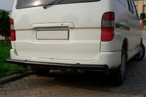 Toyota HiAce Achterbeschermbeugel Black (RVS) foto 1