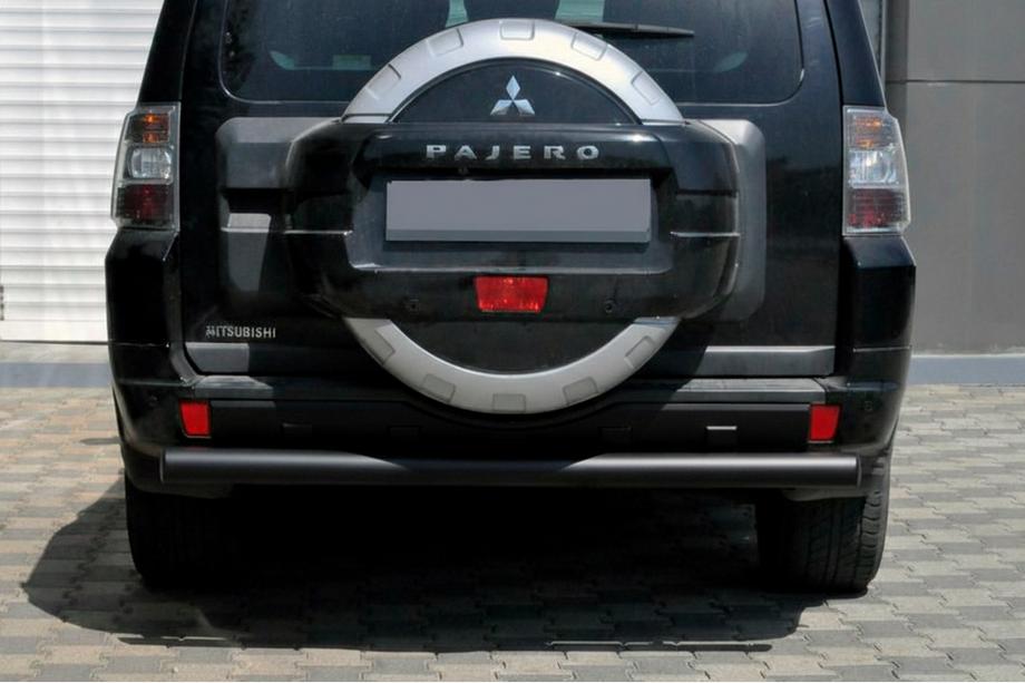 Mitsubishi Pajero Wagon IV 2006–2021 Achterbeschermbeugel AK002 Black (RVS) Image