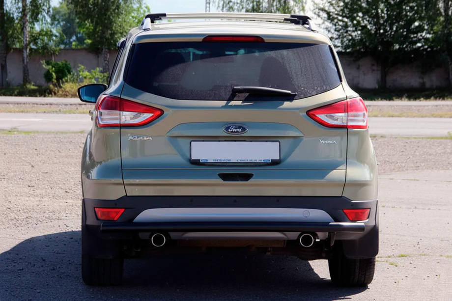 Ford Kuga/Escape 2013–2019 Achterbeschermbeugel AK002 Black (RVS) Foto 1