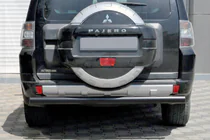 Mitsubishi Pajero Wagon III 1999–2006 Achterbeschermbeugel AK002 Black (RVS) foto 1