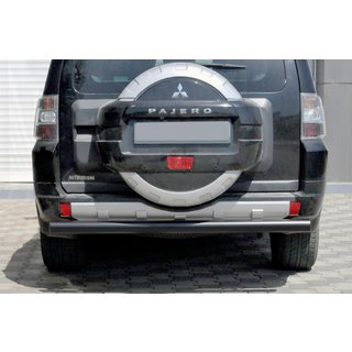 Achterbeschermbeugel AK002 Black (RVS) Mitsubishi Pajero Wagon III 1999–2006 foto 1