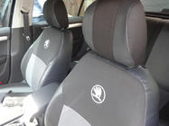 Skoda Octavia III A7 2013–2019 Autostoelhoezen (kunstleer↗stof, Premium) foto 2