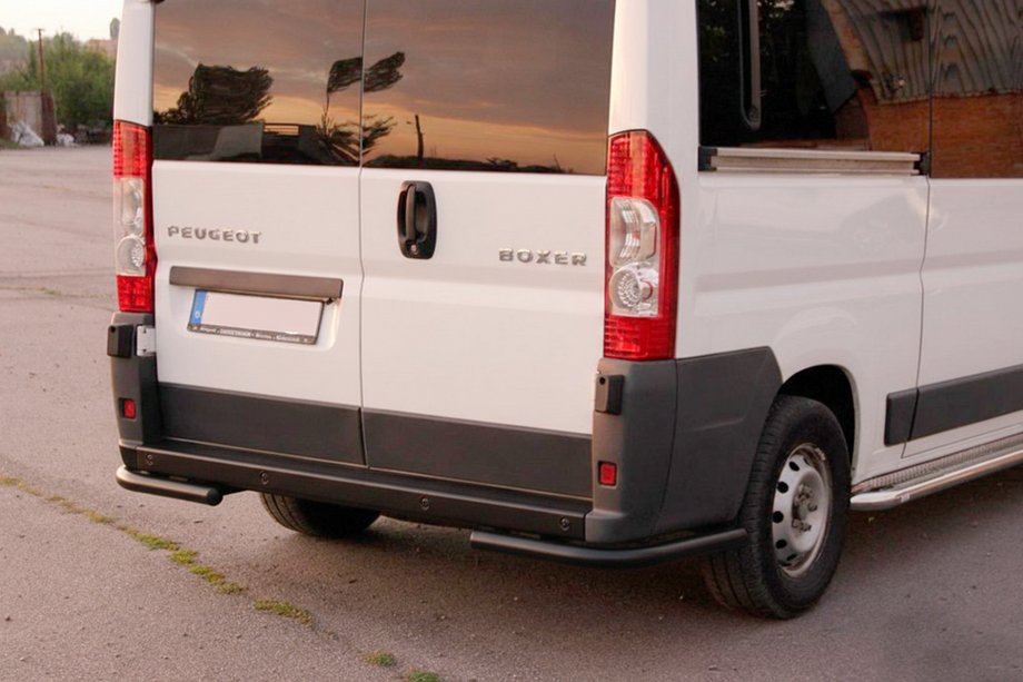 Opel Movano 2021– Achterhoekstukken AK003 Black (2 st., roestvrij staal) Foto 2