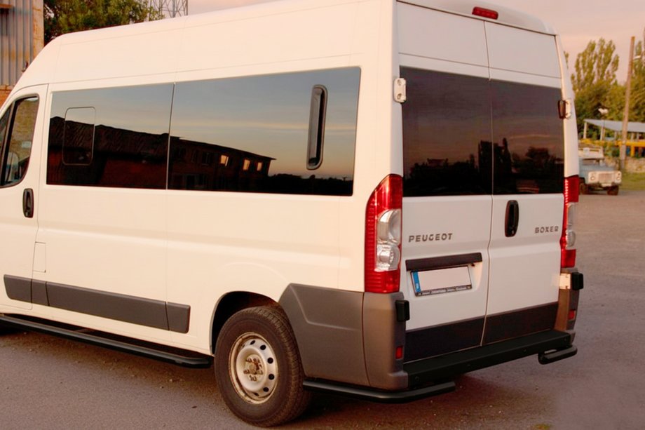 Opel Movano 2021– Achterhoekstukken AK003 Black (2 st., roestvrij staal) Foto 5