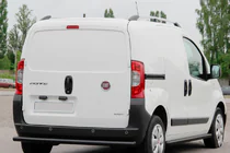 Fiat Fiorino/Qubo 2008–2024 Achterbumperbeschermer Black (RVS) foto 2