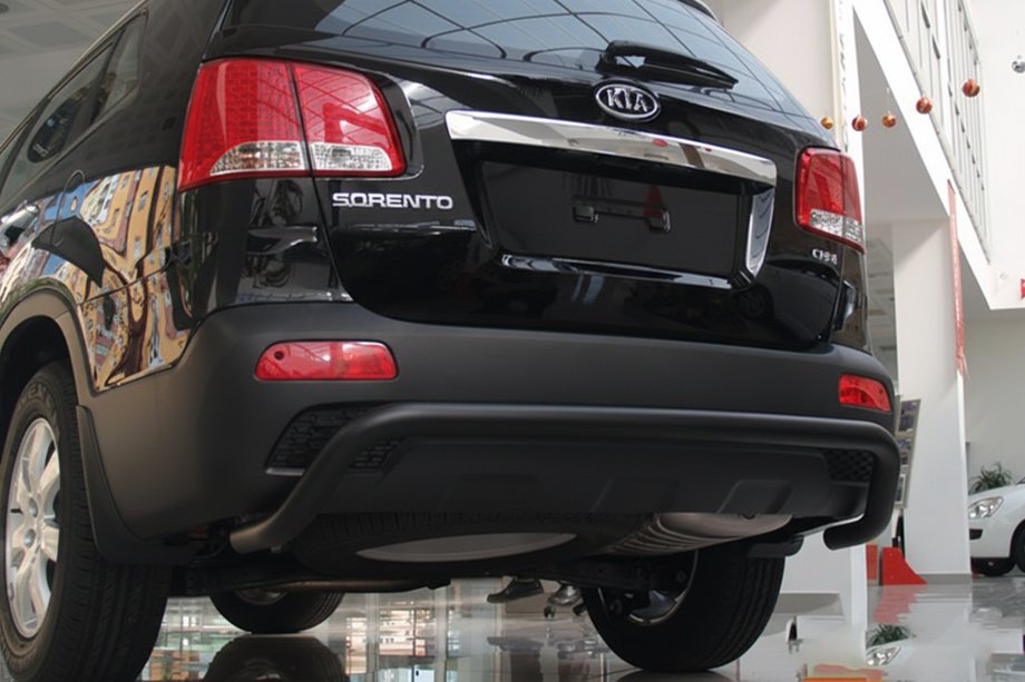 Kia Sorento II XM 2009–2014 Achterbeugel AK007 Black (RVS) Image