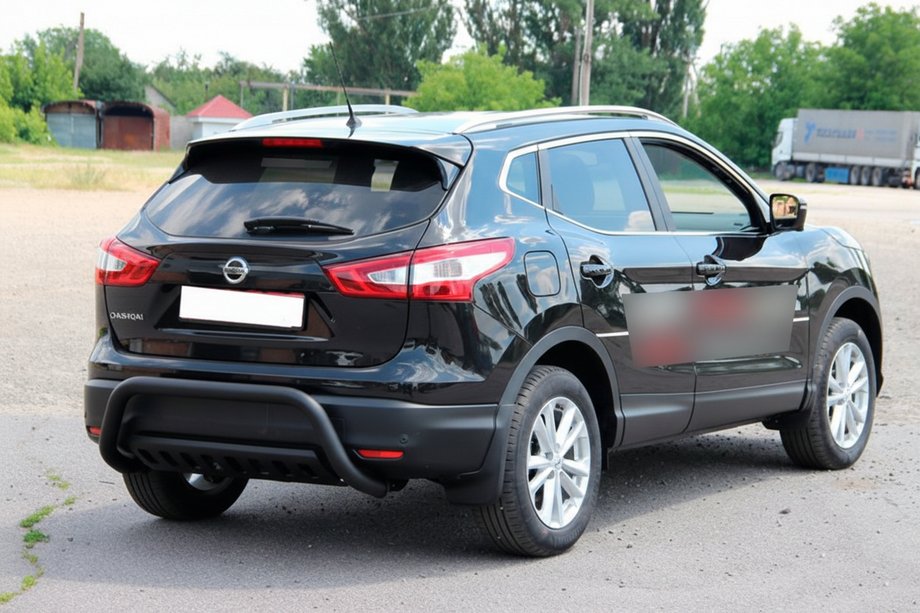 Nissan Qashqai 2014–2021 Achterbeschermbeugel AK007-1 Black (RVS) Foto 3