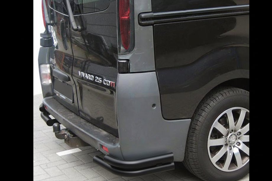 Opel Vivaro 2001–2015 Achterhoekbeugels AK003-Подвійний Zwart (RVS) Image