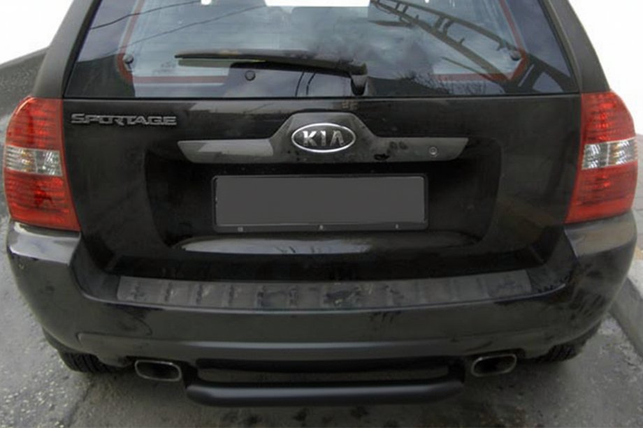 Kia Sportage 2004–2010 Achterbeschermbeugel AK005 Black (RVS) Image