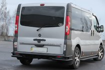 Opel Vivaro 2001–2015 Achterbeschermbeugel AK-Special Black (RVS) foto 2