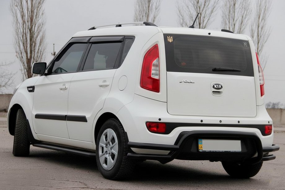 Kia Soul II 2013–2018 Achterbeschermbeugel AK007-2 Black (RVS) Image