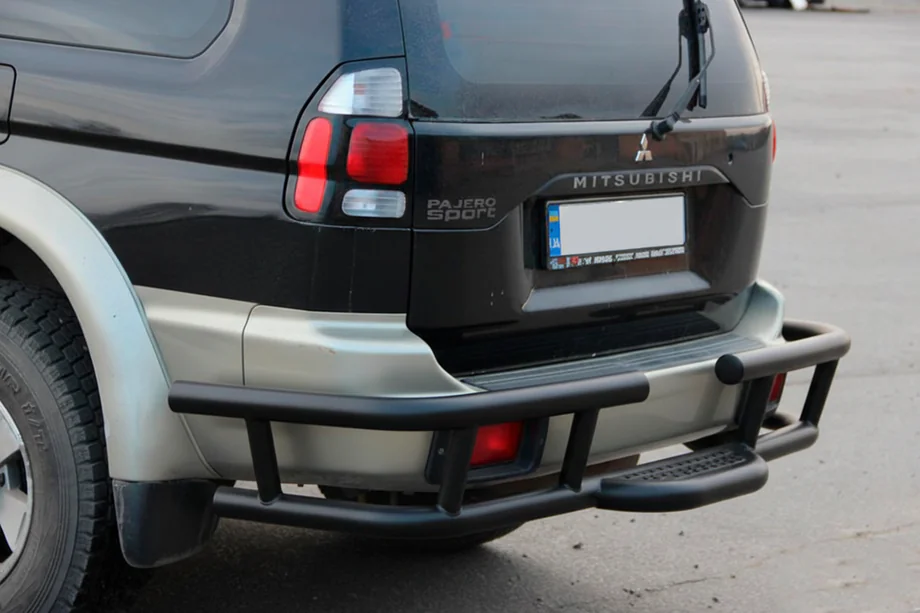 Mitsubishi Pajero Sport 1996–2007 Achterbeschermbeugel AK-Special Black (RVS) Image