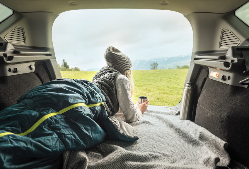 Slapen in de auto: praktische tips