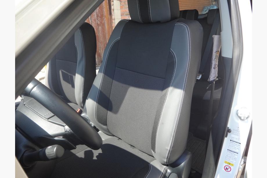 Toyota Rav 4 2013–2018 Autostoelhoezen (kunstleer↗stof, Premium) Foto 12