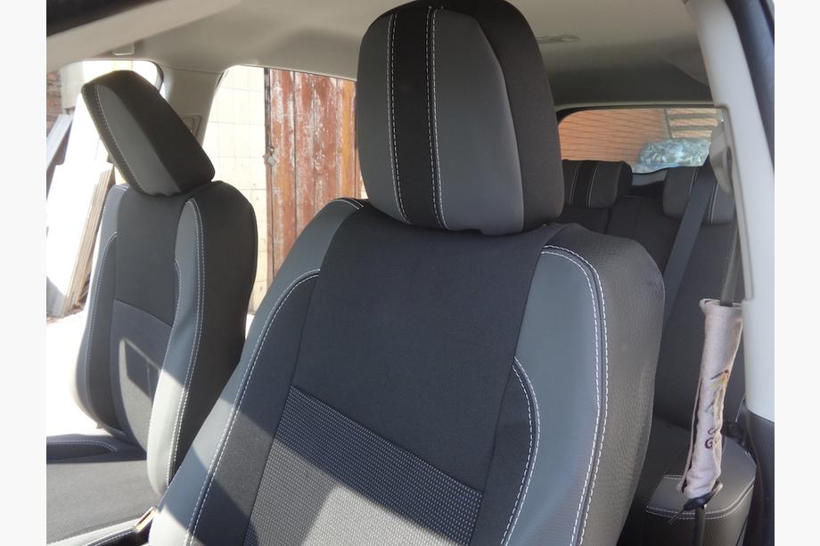 Toyota Rav 4 2013–2018 Autostoelhoezen (kunstleer↗stof, Premium) Foto 14
