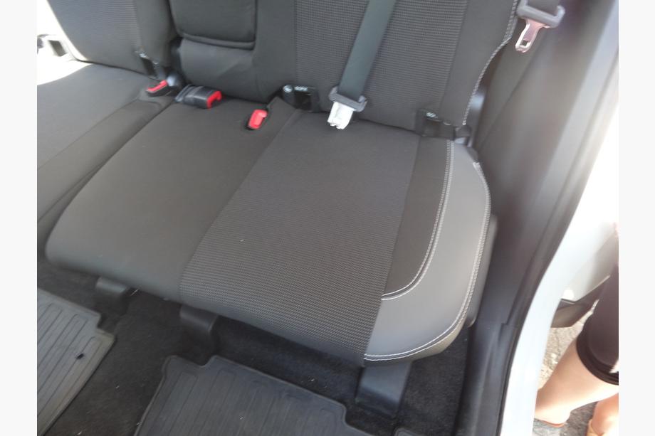 Toyota Rav 4 2013–2018 Autostoelhoezen (kunstleer↗stof, Premium) Foto 22