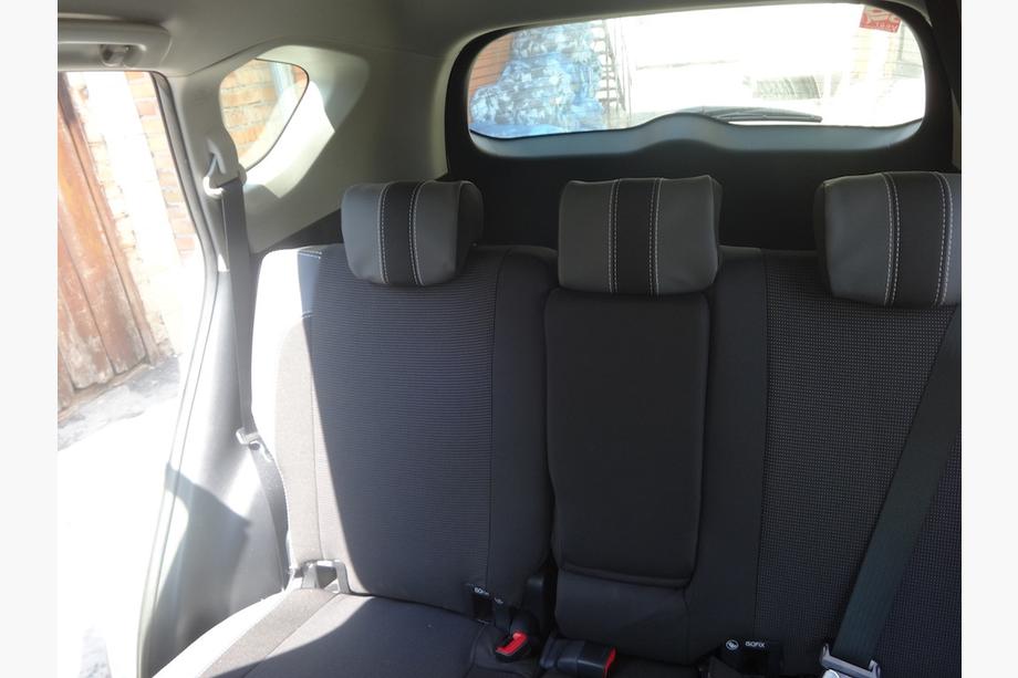 Toyota Rav 4 2013–2018 Autostoelhoezen (kunstleer↗stof, Premium) Foto 26