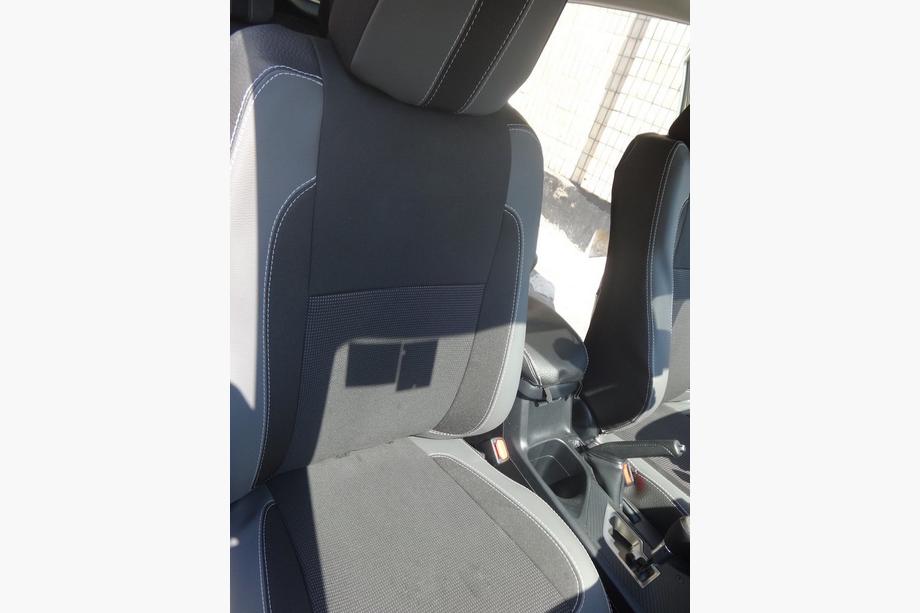 Toyota Rav 4 2013–2018 Autostoelhoezen (kunstleer↗stof, Premium) Foto 30