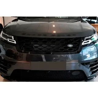 Voorgrille Black