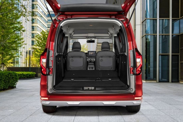 Review van de Nissan Townstar Passenger: praktische compacte MPV voor stad en gezin Foto 4