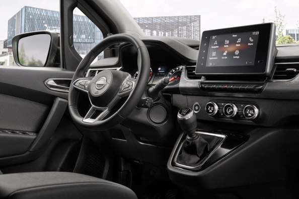 Review van de Nissan Townstar Passenger: praktische compacte MPV voor stad en gezin Foto 5