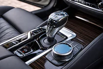 BMW 7 Serie G11/G12 2015–2022 Set kristallen interieuraccenten (automaatkeuzehendel + knoppen) foto 3