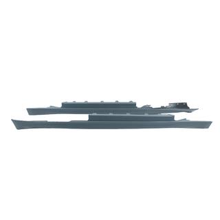 Sideskirts in M4 F82-stijl foto 4