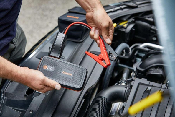 Hoe kies je een jumpstarter voor je auto?