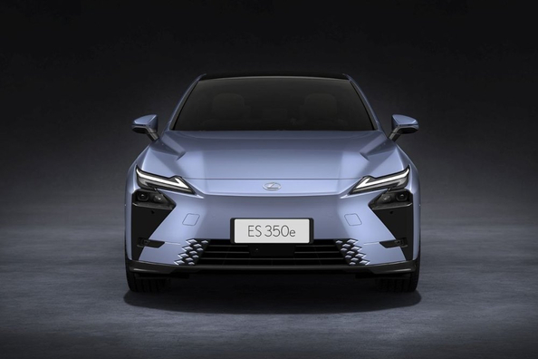Lexus ES BEV: volledig elektrische premium sedan voor modeljaar 2026 Foto 1