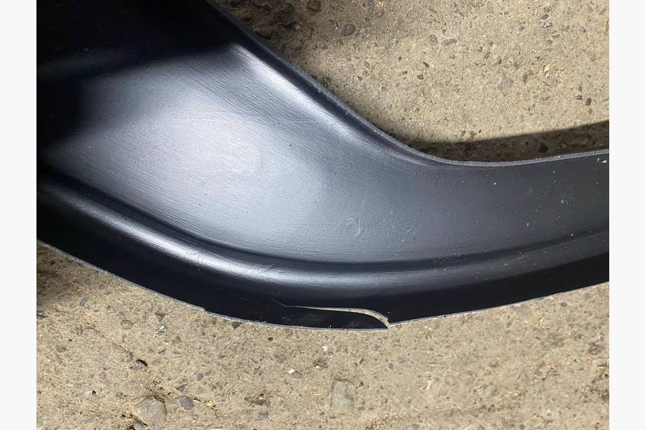 BMW 5 Serie G30/G31 2017–2023 Outlet Voorbumper lip DPT Lip V2 (voor M-Performance 2017-2020, glanzend zwart) Foto 2