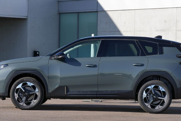 Citroën C5 Aircross Plug-in Hybrid (2025): review van de plug-in hybride crossover Foto 2