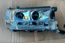 Toyota Land Cruiser 200 2007–2021 Koplampen 2016+ (Standart, gebruikt) foto 4