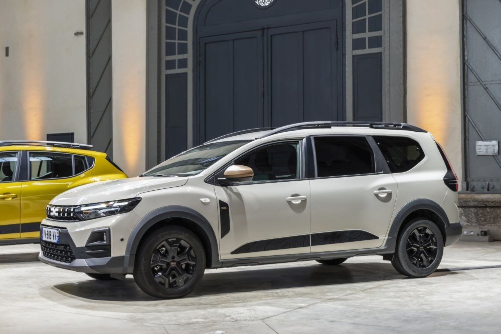 Review Dacia Jogger (2025): betaalbare zevenzits stationwagen