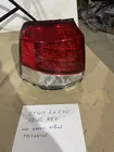 Lexus LX570/450d 2008–2022 Afgeprijsd: Achterremlicht (2012-2015) buiten links (op spatbord) (gebarsten) foto 1