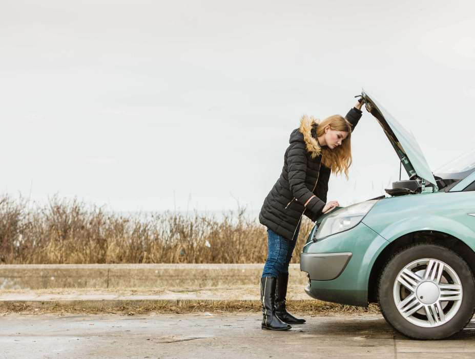Waarom de auto koud slecht start: oorzaken en oplossingen